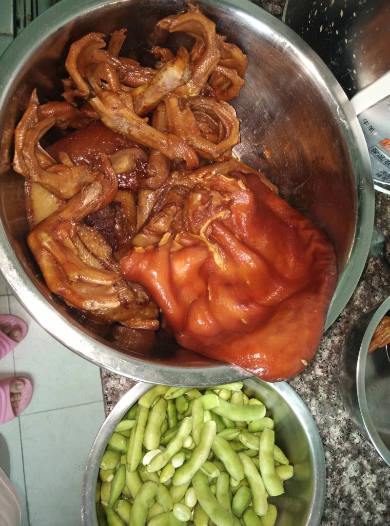 卤鸭 卤猪耳朵的做法图解6