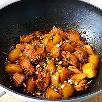 红烧鸡翅焖土豆的做法图解13