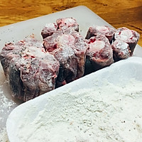 家庭红酒炖牛尾的做法图解2