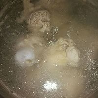 猪大骨枸杞养生汤的做法图解4
