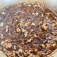#测测你的夏日美食需求#肉末粉丝煲的做法图解8