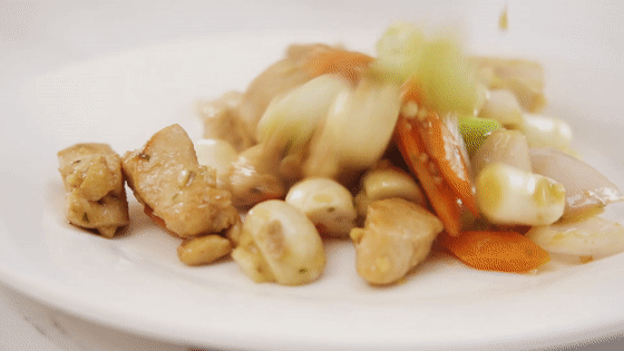 炒蘑菇鸡肉【孔老师教做菜】的做法图解12