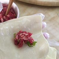 猪肉芹菜饺子（元宝馄饨包法）的做法图解8