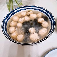 #刘畊宏女孩减脂饮食#简单美味的减脂粉丝虾丸汤的做法图解8