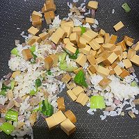 香透了腊肉炒饭的做法图解5