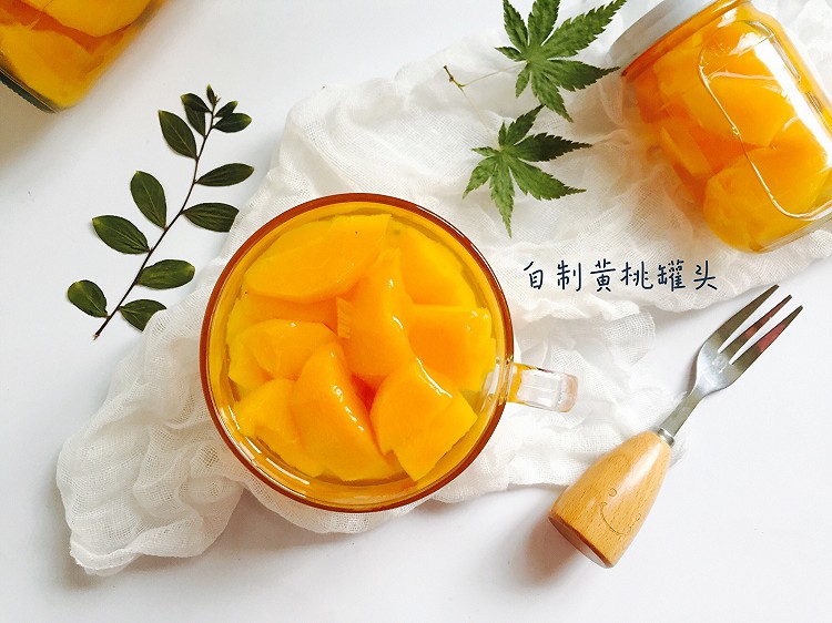 自制无添加糖水黄桃罐头的做法