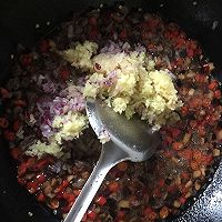 超好吃的香辣香菇牛肉酱的做法图解10