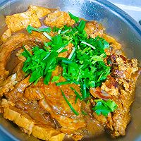 豆腐五花肉炖鱼的做法图解5