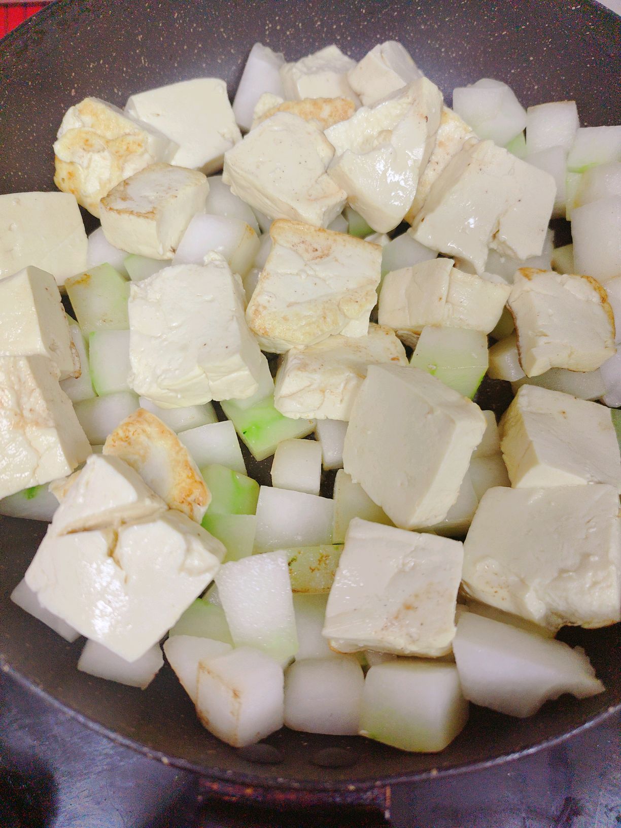 冬瓜烧豆腐怎么做_冬瓜烧豆腐的做法_馨心杨_豆果美食