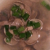 蛤蜊湯的做法图解1