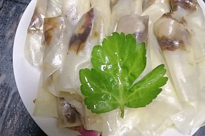饺子皮。北京烤鸭春卷