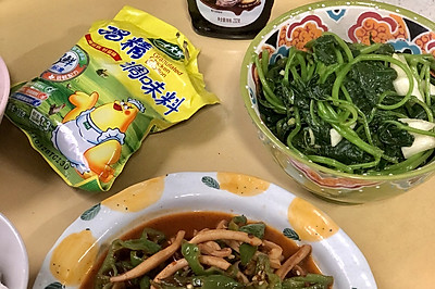 爆炒青椒鱿鱼丝
