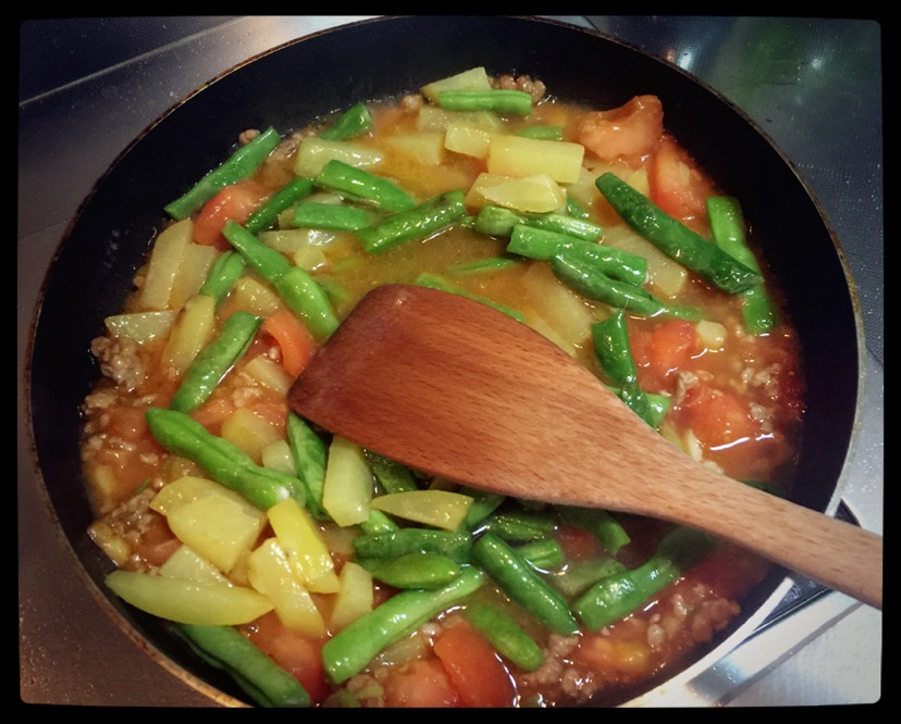 西红柿豆角土豆的做法图解6