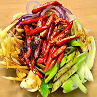 【香辣脆皮烤鸡】——COUSS CO-750A智能烤箱出品的做法图解2