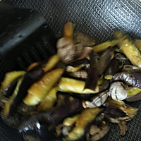 茄子炖蚬子的做法图解6