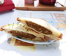 栗子花生酱三明治的做法