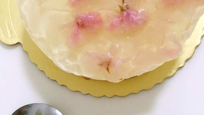 樱花乳酪慕斯蛋糕
