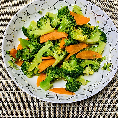 独家°爽口凉拌西蓝花