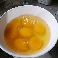 简单好吃的鸡蛋荤香馅饼的做法图解2