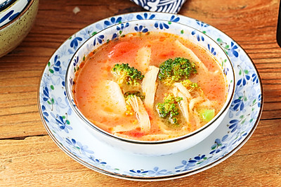 番茄菌菇年糕汤
