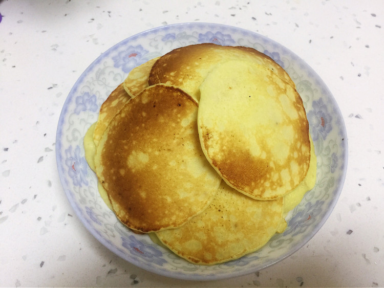 非常好吃的牛奶香蕉软饼的做法