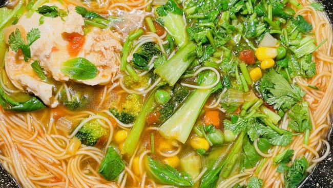 营养均衡❤️热汤面的做法