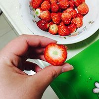 香甜可口草莓酱的做法图解2