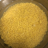 奶香绿豆糕的做法图解1