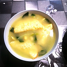 蛋饺萝卜黄豆汤