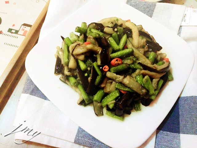茄子煸豆角