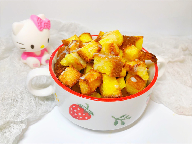 追剧小零食｜炼乳面包丁的做法