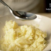 薯泥鱼肉糕的做法图解7