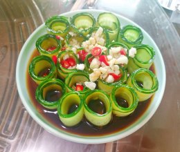 响油黄瓜卷 —— 黄瓜脆鲜的做法