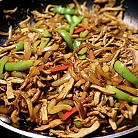 我妈做的杏鲍菇炒肉真的太好吃了，每次一回家就让我妈安排上！的做法图解5