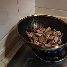 怪子魚炒青椒