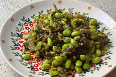 咸菜炒毛豆
