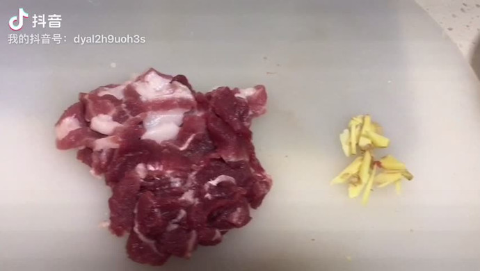 肉片炒白菜