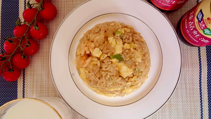 虾仁鸡蛋炒饭