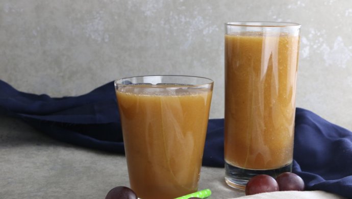 冰镇葡萄苹果汁