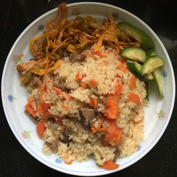 羊肉抓饭的做法