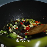 【皮蛋豆腐】#美极鲜味汁#的做法图解4