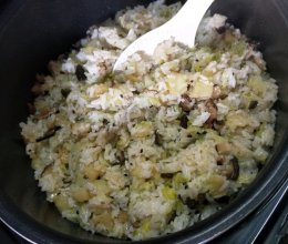 土豆香菇饭的做法