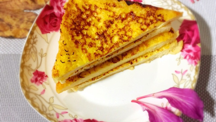 鸡蛋牛奶煎吐司