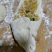 发面葱花饼的做法图解17