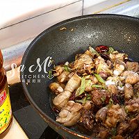 #金龙鱼营养强化维生素A纯香 新派菜籽油#干煸辣子鸡的做法图解8