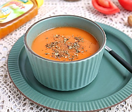 #太太乐鲜鸡汁玩转健康快手菜#你这样做过番茄汤吗~罗勒番茄汤的做法