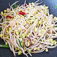 #做饭吧！亲爱的#豆芽炒粉条的做法图解11
