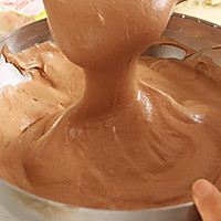 脆皮巧克力梦龙蛋糕卷的做法图解5