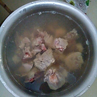 山药猪尾汤的做法图解1