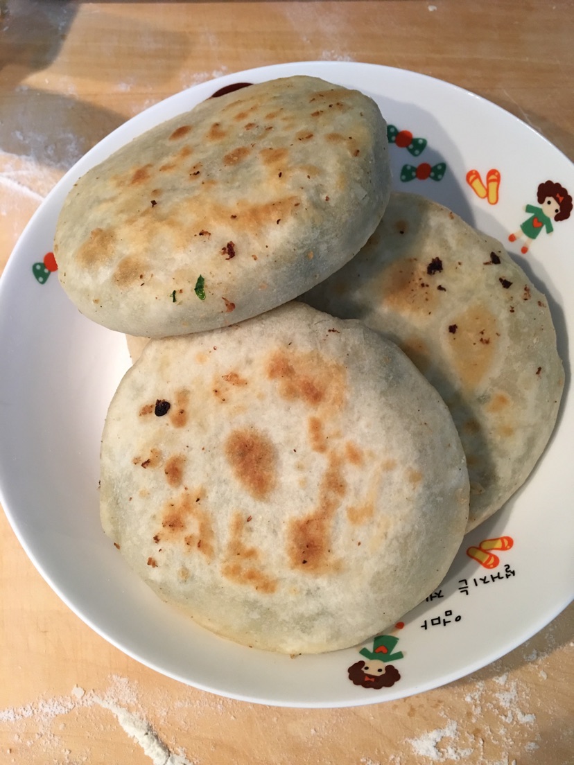 三鲜馅饼#爱仕达寻找面食女王#的做法图解3